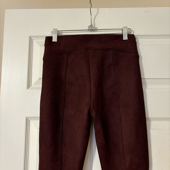 SPANX Faux Suede Leggings In Burgundy Size Small - Picture 10 of 16